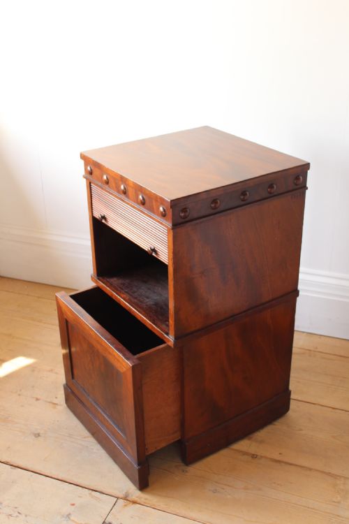 19TH CENTURY POT CUPBOARD - ADDITIONAL PHOTO 4