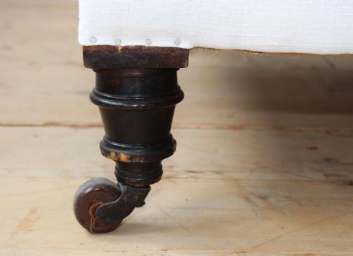 19TH CENTURY VICTORIAN ARMCHAIR - ADDITIONAL PHOTO 3