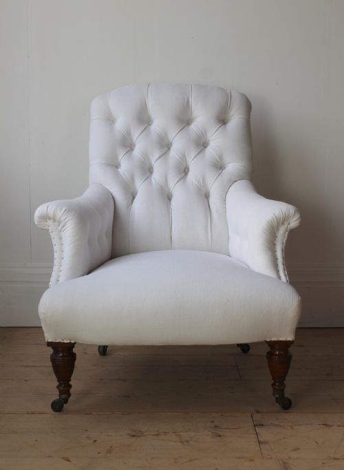 19th century victorian armchair - CATEGORY: ANTIQUE CHAIRS - DATED 19TH CENTURY