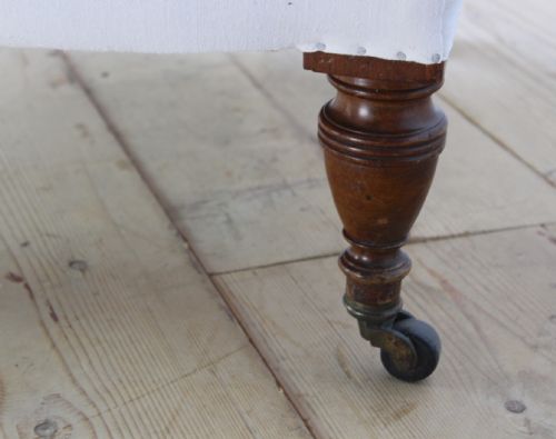 19TH CENTURY VICTORIAN ARMCHAIR - ADDITIONAL PHOTO 4
