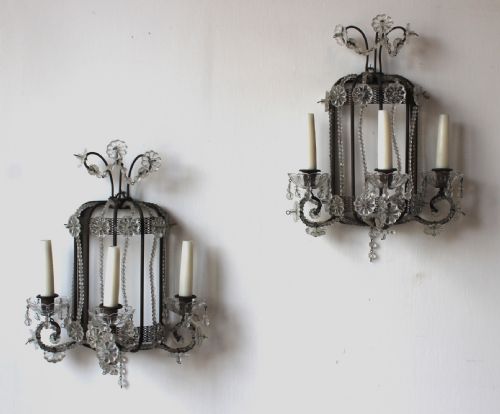 pair of 1920s wall sconces - CATEGORY: ANTIQUE LIGHTING - DATED 1920