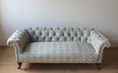 HOWARD AND SONS SOFA - ADDITIONAL PHOTO 1