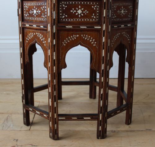 19TH CENTURY HOSHIARPUR TABLE - ADDITIONAL PHOTO 4