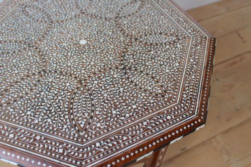 19TH CENTURY HOSHIARPUR TABLE - ADDITIONAL PHOTO 5
