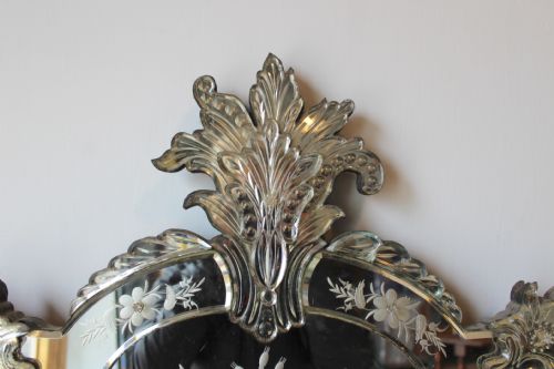 19TH CENTURY VENETIAN MIRROR - ADDITIONAL PHOTO 4