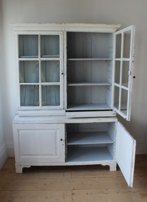 18TH CENTURY BOOKCASE - ADDITIONAL PHOTO 1