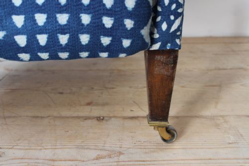 HOWARD STYLE WOODSTOCK ARMCHAIR - ADDITIONAL PHOTO 6