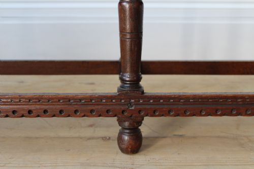 19TH CENTURY GOTHIC REVIVAL BENCH - ADDITIONAL PHOTO 4