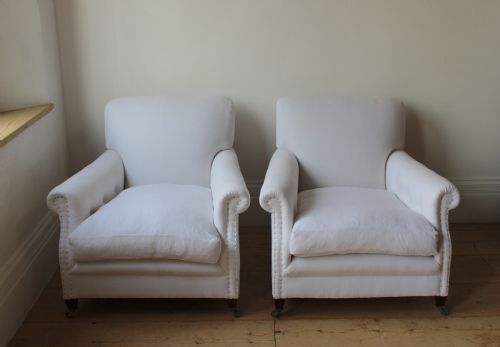 PAIR OF HOWARD STYLE ARMCHAIRS - ADDITIONAL PHOTO 1