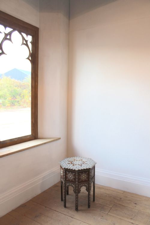 19TH CENTURY HOSHIARPUR TABLE - ADDITIONAL PHOTO 2