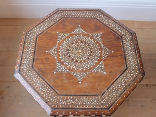 19TH CENTURY HOSHIARPUR TABLE - ADDITIONAL PHOTO 2