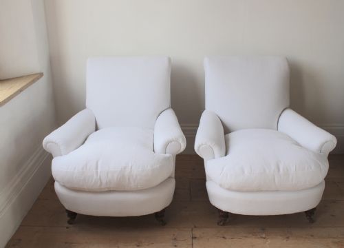 PAIR OF 19TH CENTURY ARMCHAIRS - ADDITIONAL PHOTO 1