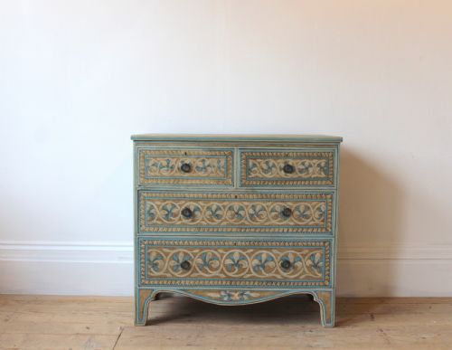19th century chest of drawers - CATEGORY: ANTIQUE CHEST OF DRAWERS - DATED 19TH CENTURY