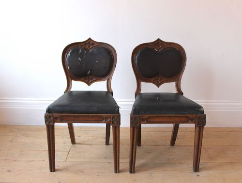 PAIR OF 19TH CENTURY GOTHIC CHAIRS - ADDITIONAL PHOTO 1