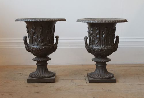 PAIR OF 19TH CENTURY URNS - ADDITIONAL PHOTO 1