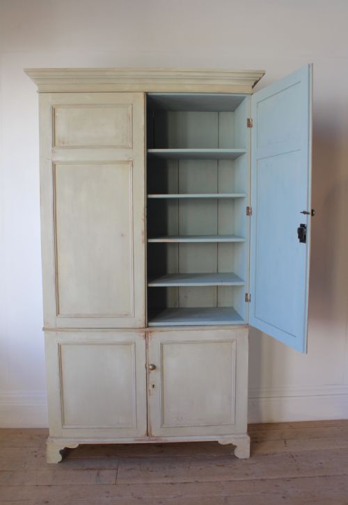 19TH CENTURY GEORGIAN CUPBOARD - ADDITIONAL PHOTO 1