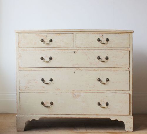 19th century chest of drawers - CATEGORY: ANTIQUE CHEST OF DRAWERS - DATED 19TH CENTURY