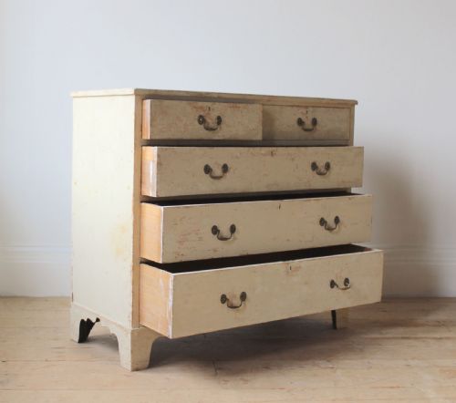 19TH CENTURY CHEST OF DRAWERS - ADDITIONAL PHOTO 3