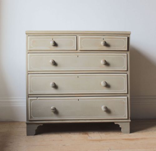 19th century chest of drawers - CATEGORY: ANTIQUE CHEST OF DRAWERS - DATED 19TH CENTURY