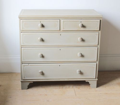 19TH CENTURY CHEST OF DRAWERS - ADDITIONAL PHOTO 1