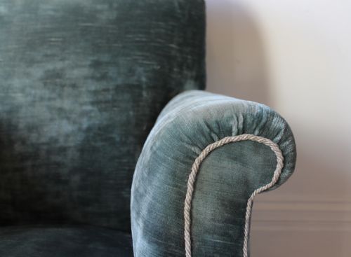 PAIR OF EDWARDIAN ARMCHAIRS - ADDITIONAL PHOTO 5
