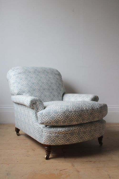 PAIR OF HOWARD AND SON CLUB CHAIRS - ADDITIONAL PHOTO 1