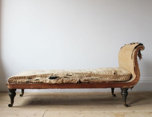 19th century daybed - CATEGORY: ANTIQUE BEDS - DATED 19TH CENTURY