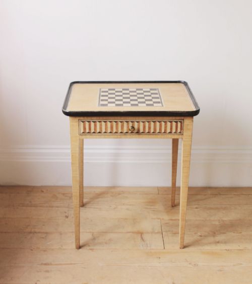 20th century games table - CATEGORY: ANTIQUE TABLES - DATED 1920