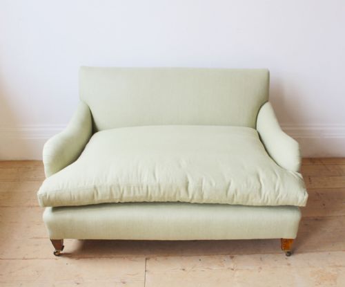 20TH CENTURY HOWARD STYLE BRIDGEWATER SOFA - ADDITIONAL PHOTO 2