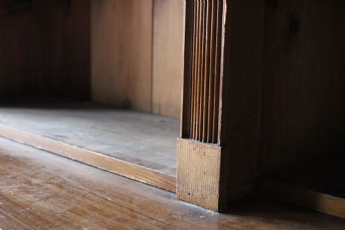 19TH CENTURY BOOKCASE - ADDITIONAL PHOTO 4