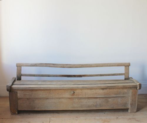 long coffer bench - CATEGORY: ANTIQUE FURNITURE - DATED 17TH CENTURY