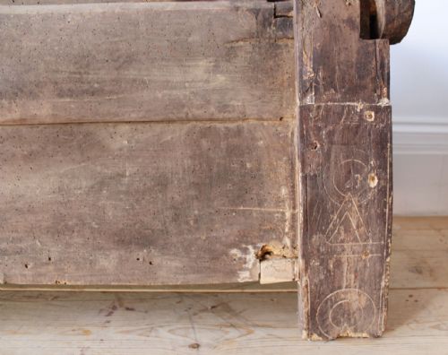 LONG COFFER BENCH - ADDITIONAL PHOTO 4