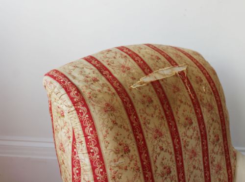 19TH CENTURY HOWARD AND SON GRAFTON ARMCHAIR - ADDITIONAL PHOTO 4