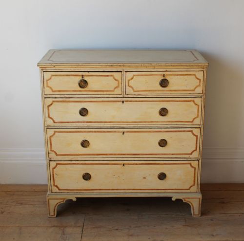 19TH CHEST OF DRAWERS - ADDITIONAL PHOTO 1