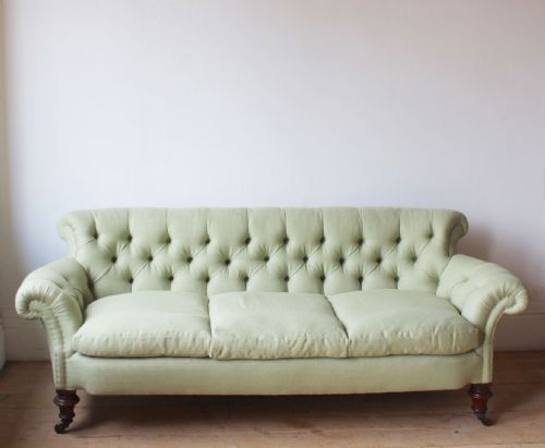 19th century howard style woodstock sofa - CATEGORY: ANTIQUE SOFAS - DATED 19TH CENTURY