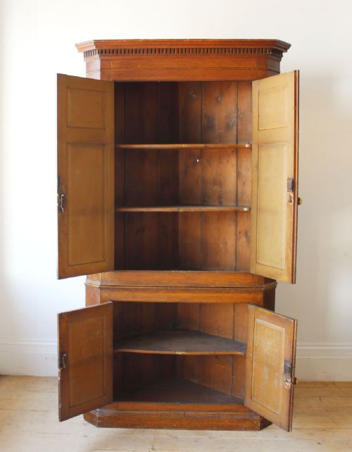 GEORGE III CUPBOARD - ADDITIONAL PHOTO 1