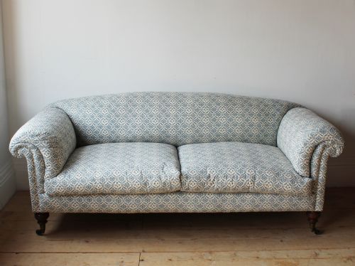 19TH CENTURY HOWARD AND SON SOFA - ADDITIONAL PHOTO 1