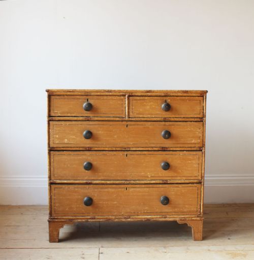 19th century chest of drawers - CATEGORY: ANTIQUE CHEST OF DRAWERS - DATED 19TH CENTURY