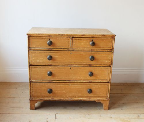 19TH CENTURY CHEST OF DRAWERS - ADDITIONAL PHOTO 1