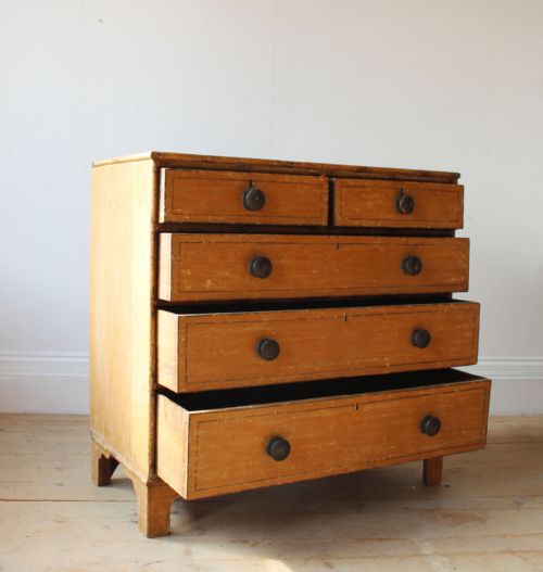 19TH CENTURY CHEST OF DRAWERS - ADDITIONAL PHOTO 4