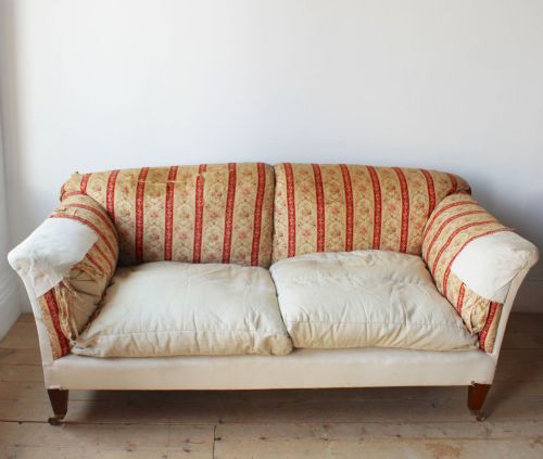 20TH CENTURY HOWARD AND SON PORTARLINGTON SOFA - ADDITIONAL PHOTO 1