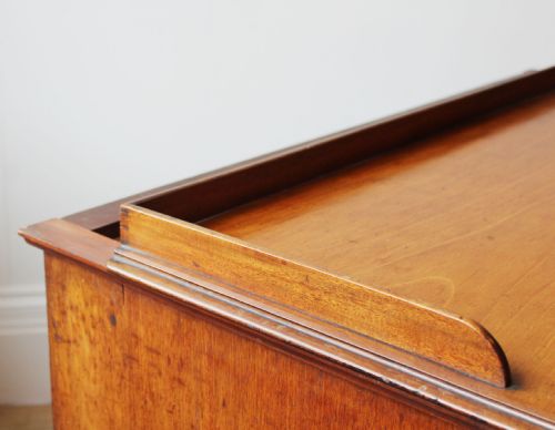 19TH CENTURY CHEST OF DRAWERS - ADDITIONAL PHOTO 5