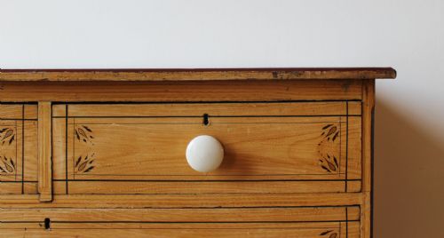 19TH CENTURY CHEST OF DRAWERS - ADDITIONAL PHOTO 2