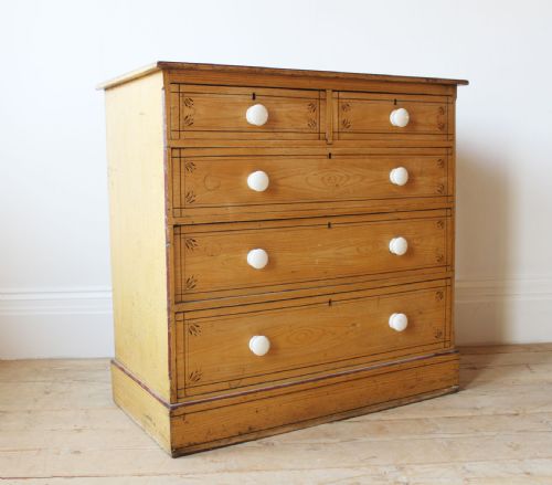 19TH CENTURY CHEST OF DRAWERS - ADDITIONAL PHOTO 4