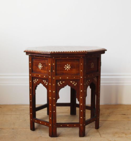 19TH CENTURY HOSHIAPUR TABLE - ADDITIONAL PHOTO 1
