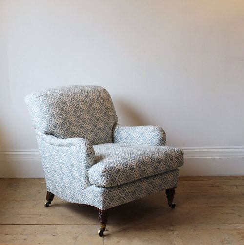 PAIR OF HOWARD AND SON BRIDGEWATER ARMCHAIRS - ADDITIONAL PHOTO 1