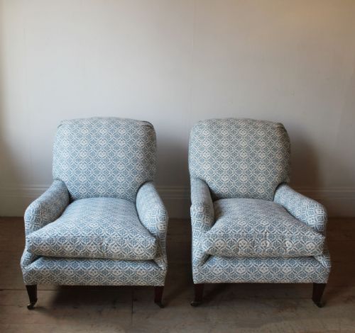 PAIR OF HOWARD AND SONS ARMCHAIRS - ADDITIONAL PHOTO 3