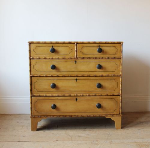 19th century chest of drawers - CATEGORY: ANTIQUE CHEST OF DRAWERS - DATED 19TH CENTURY