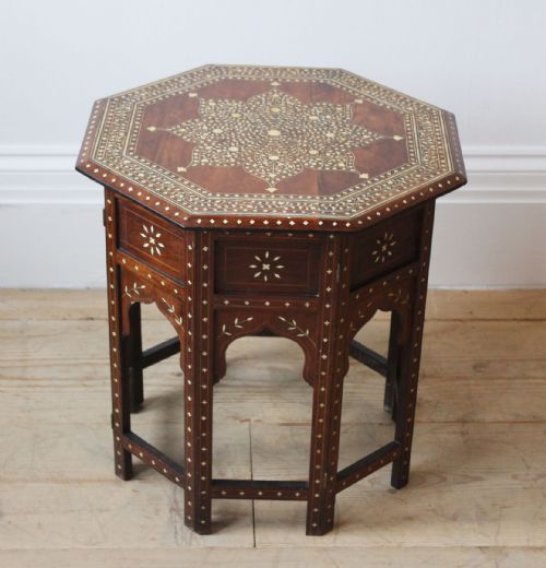 19TH CENTURY HOSHIAPUR TABLE - ADDITIONAL PHOTO 1