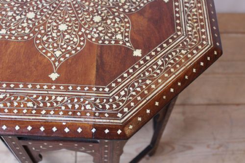 19TH CENTURY HOSHIAPUR TABLE - ADDITIONAL PHOTO 4
